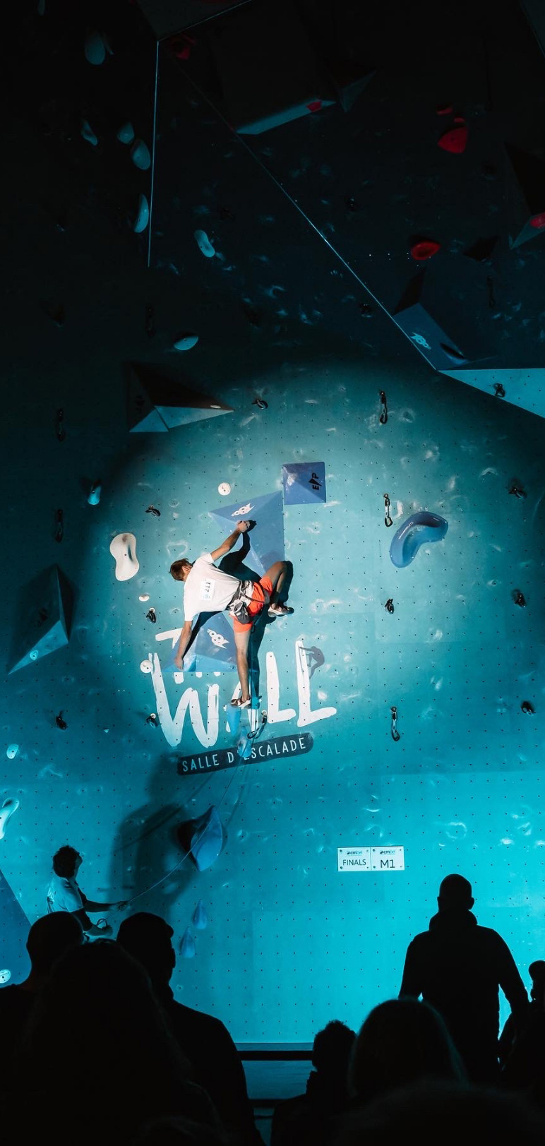 Contact - The Wall - photo 3
