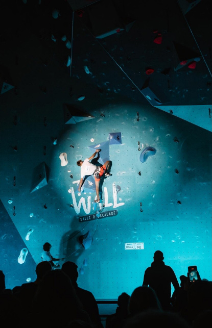 Contact - The Wall - photo 14